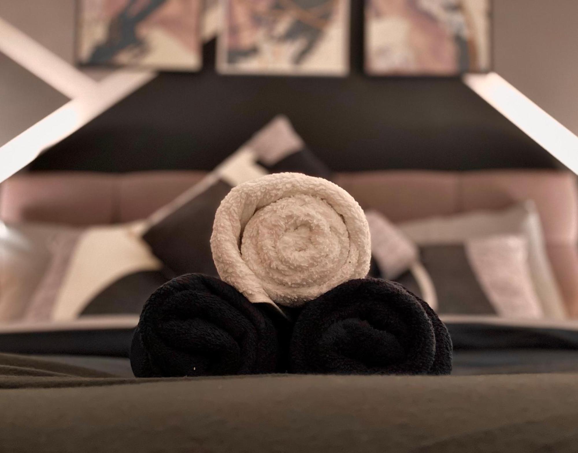 Penthouse Gem, Central, Scenic Views, Stylish, Modern, City Centre 2Br Sheffield Buitenkant foto